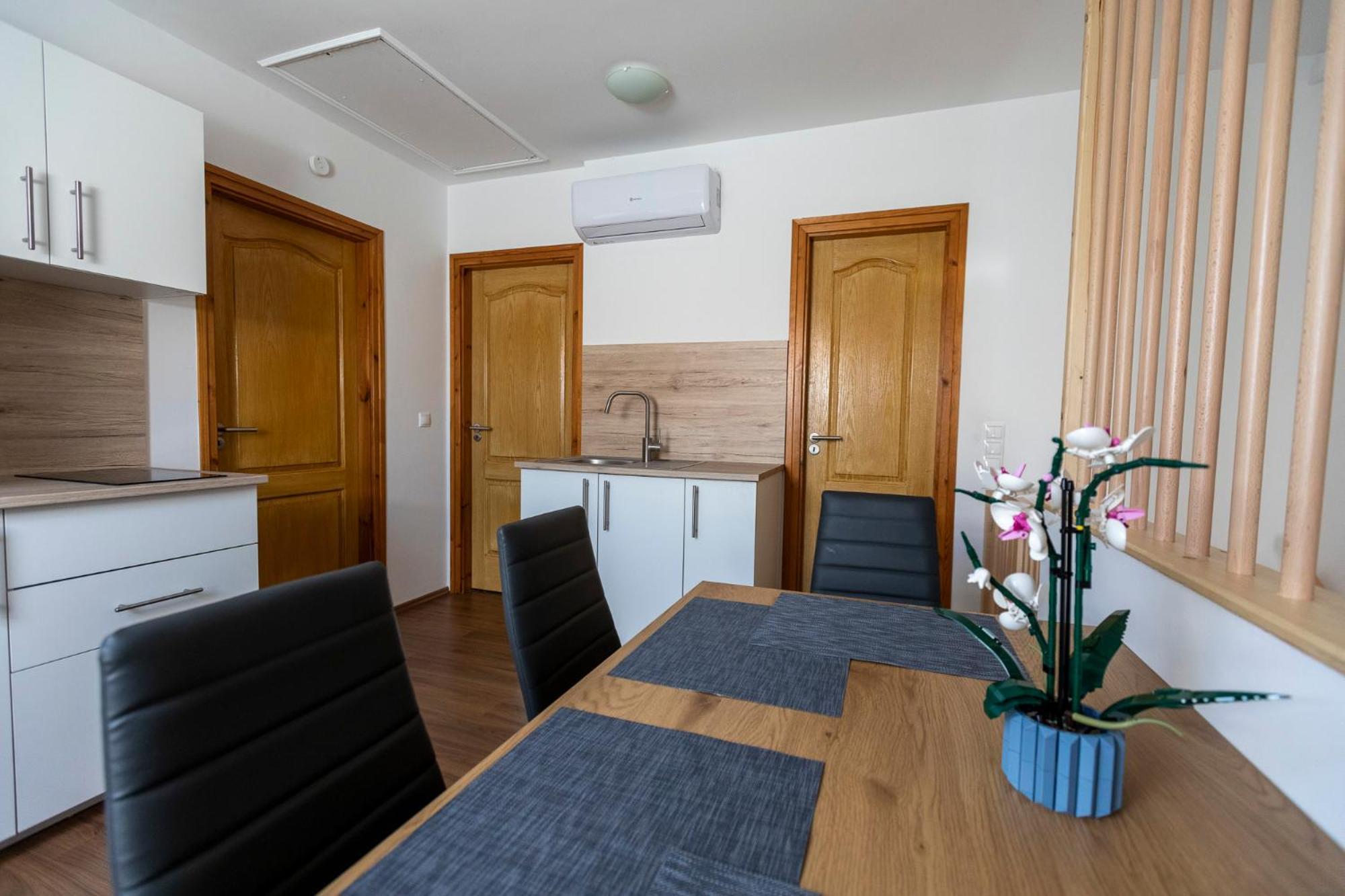 Park Apartman Sarrod Luaran gambar