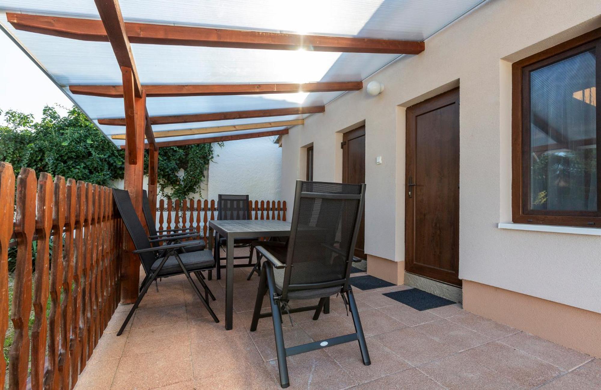 Park Apartman Sarrod Luaran gambar