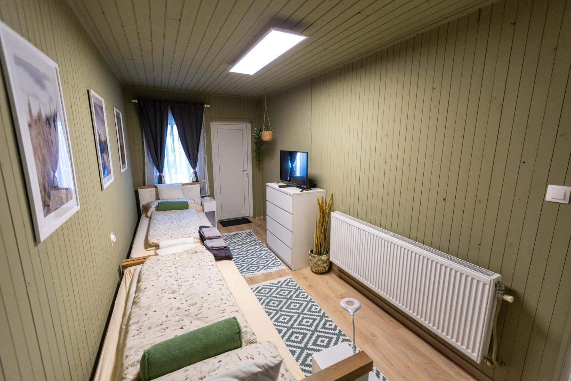 Park Apartman Sarrod Luaran gambar